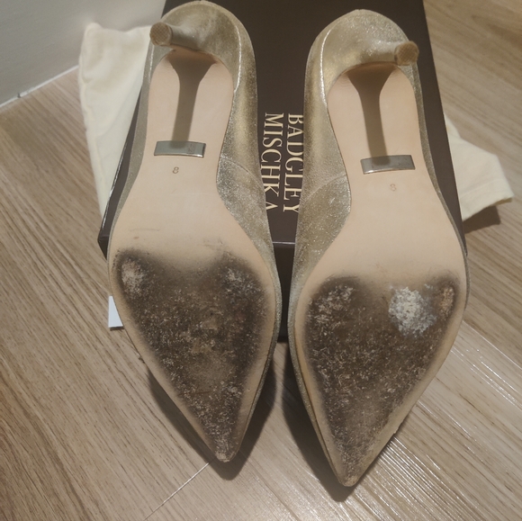 Badgley Mischka Serra Pump - Picture 6 of 7